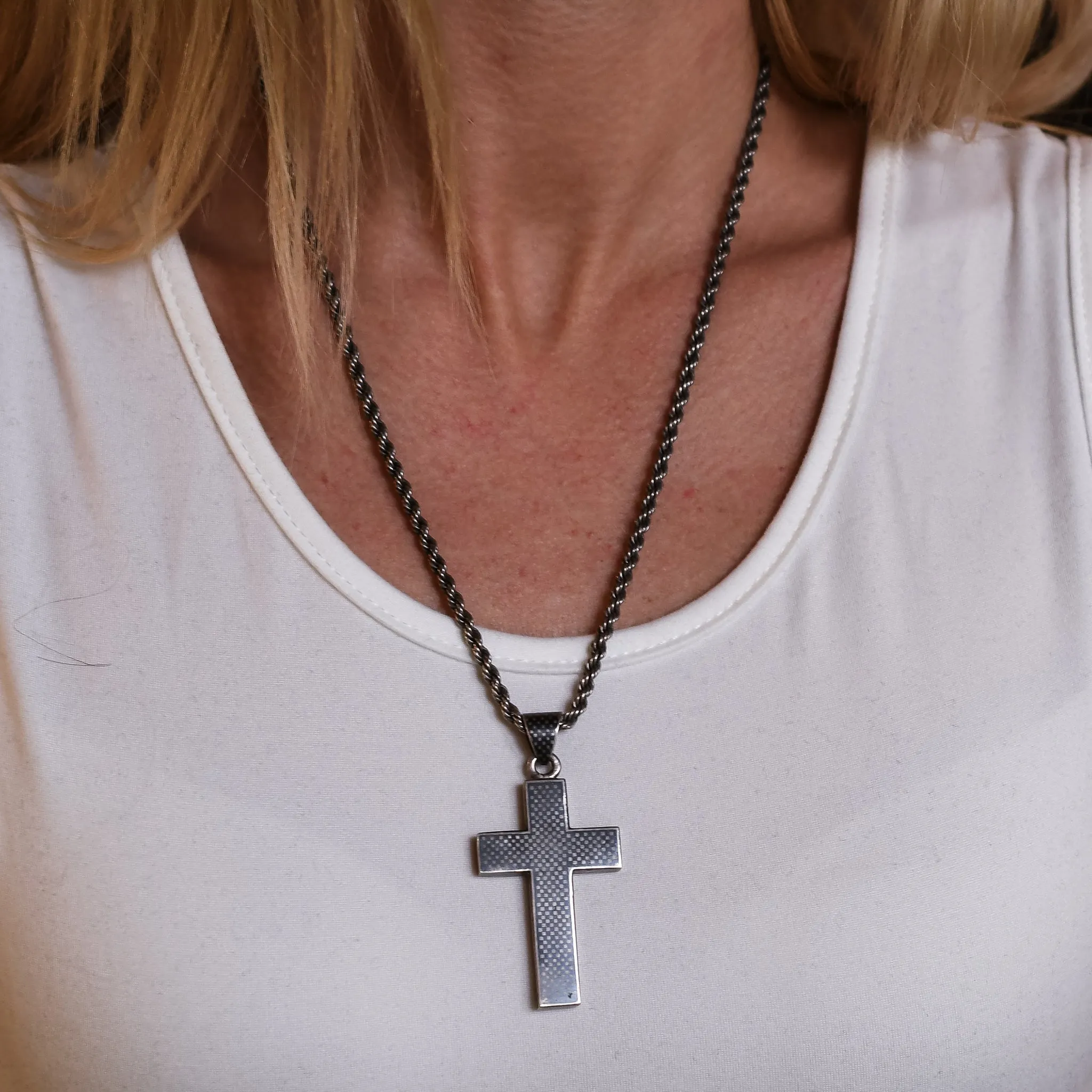 Victorian Niello Cross Pendant & Silver Chain