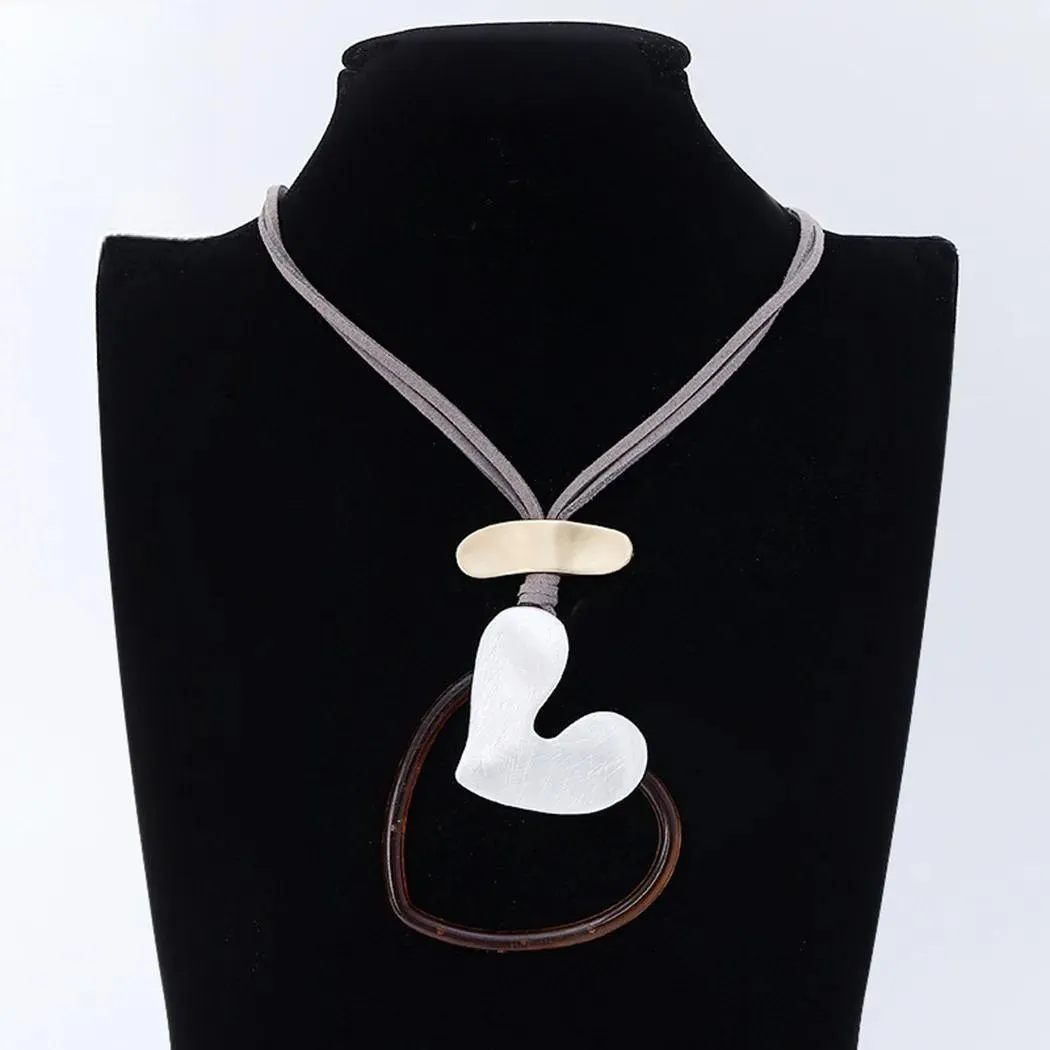 Vintage Sweet Love Heart Pendants Kpop Necklace Goth Suspension Jewelry for Women