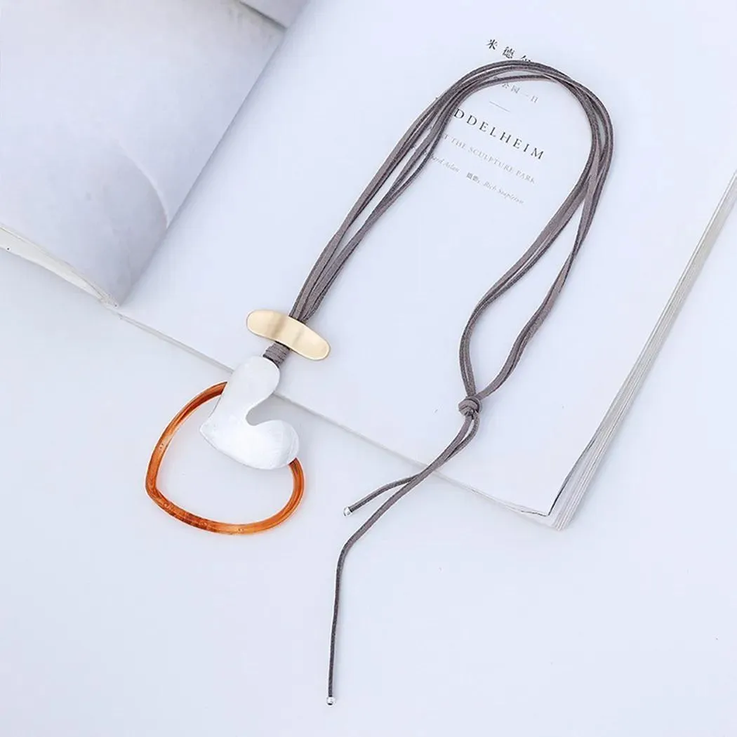 Vintage Sweet Love Heart Pendants Kpop Necklace Goth Suspension Jewelry for Women