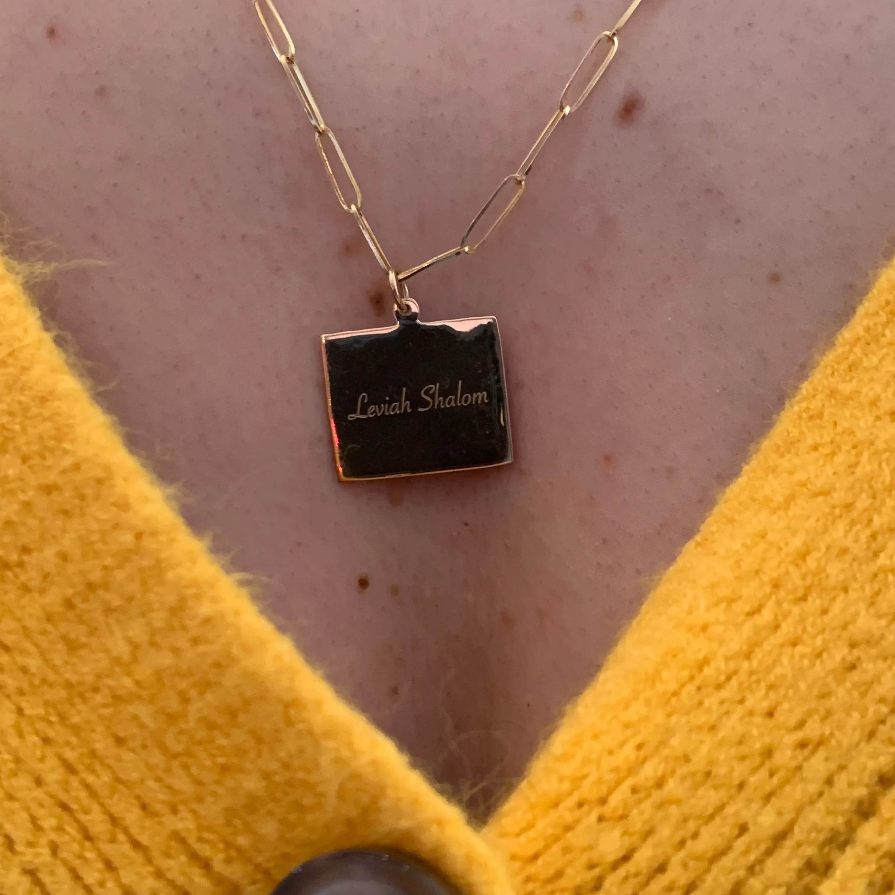 Zahava Heirlooms 1960's Calendar Charm